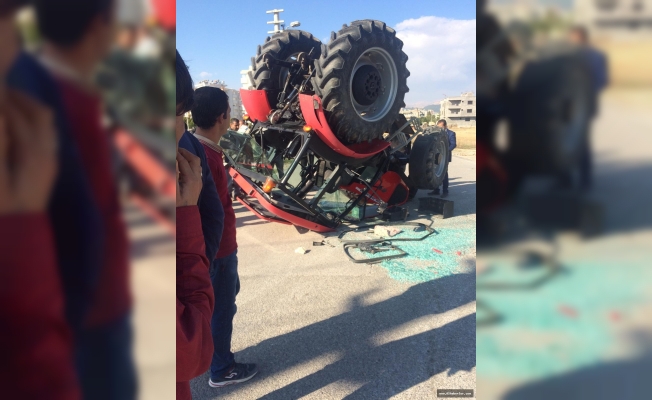 Adıyaman’da traktör devrildi: 2 yaralı 