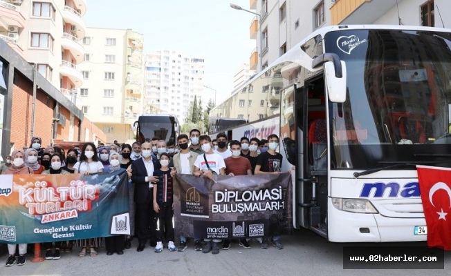 60 Öğrenci Ankara’ya Uğurlandı