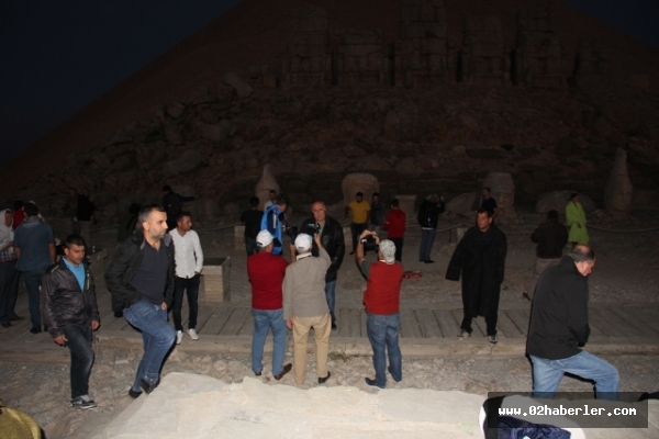 Nemrut Dağı’na Turist Sayısı 100 Bini Aşması Bekleniyor