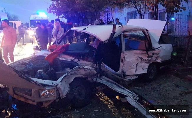 Trafik kazası: 2 ölü, 5 yaralı 